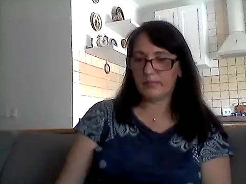 Snapshot of Elena48324 chatting on June 22, 10:01 am Elena48324 online show from June 22, 10:01 am