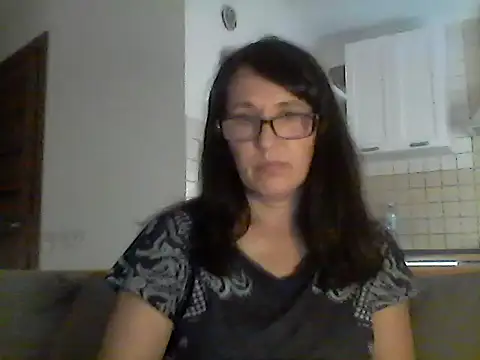 Snapshot of Elena48324 chatting on June 23, 5:44 pm Elena48324 online show from June 23, 5:44 pm