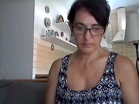 Snapshot of Elena48324 chatting on August 1, 11:09 am Elena48324 online show from August 1, 11:09 am