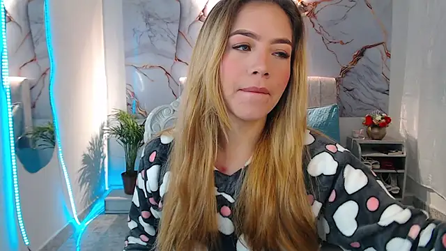 Snapshot of _Tiffany1 chatting on September 14, 6:40 pm Tiffany1 online show from September 14, 6:40 pm