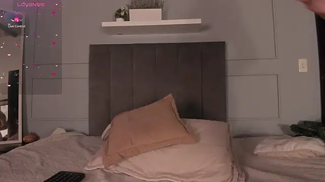 Sweet Janne  online show from October 17, 7:05 pm