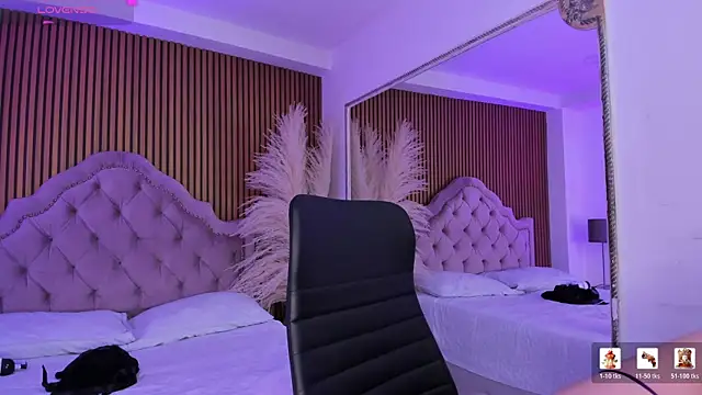 Starbutterflyy  online show from February 18, 5:14 am