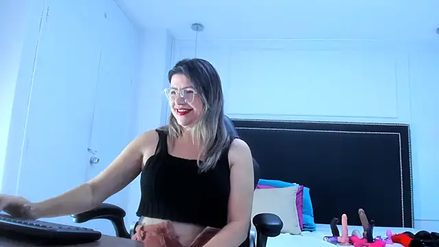 Snapshot of Ariana_costa chatting on September 30, 1:27 pm Ariana costa online show from September 30, 1:27 pm