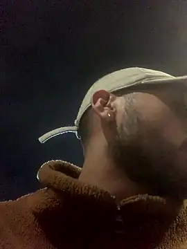 malek xarx  online show from January 11, 4:39 am