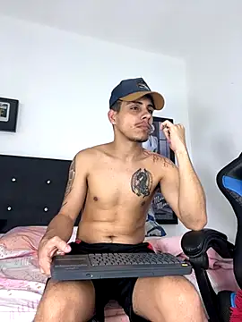 Luke Stone online show from November 6, 11:59 pm