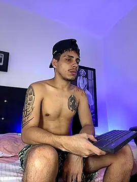 Luke Stone online show from November 10, 9:14 pm