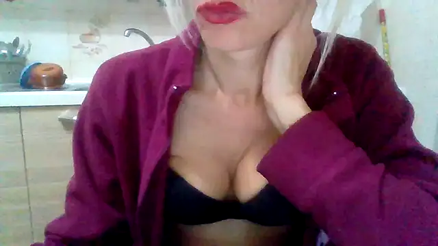 Kelly80 online show from October 15, 5:13 pm