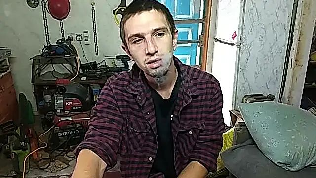 Snapshot of Alexilon chatting on September 12, 9:31 am Alexilon online show from September 12, 9:31 am