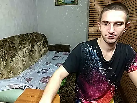 Snapshot of Alexilon chatting on November 27, 4:09 pm Alexilon online show from November 27, 4:09 pm