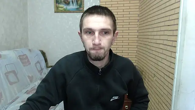 Snapshot of Alexilon chatting on February 1, 12:48 pm Alexilon online show from February 1, 12:48 pm