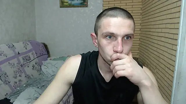 Snapshot of Alexilon chatting on March 3, 6:36 pm Alexilon online show from March 3, 6:36 pm