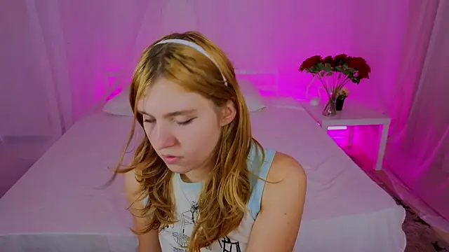 Iris Rain online show from November 13, 10:14 am