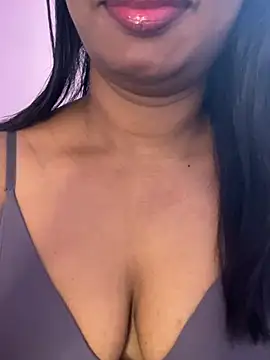 Snapshot of tamil_Aarathi chatting on June 2, 5:15 pm tamil Aarathi online show from June 2, 5:15 pm