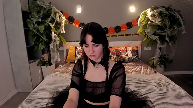 BerryDiva online show from October 18, 6:58 am