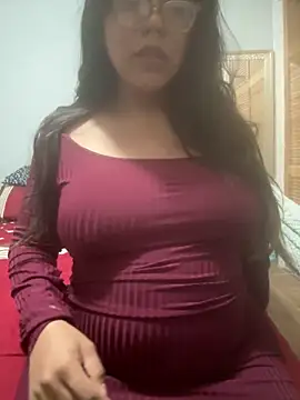 Snapshot of karysweetbeaury chatting on April 3, 7:06 am karysweetbeaury online show from April 3, 7:06 am