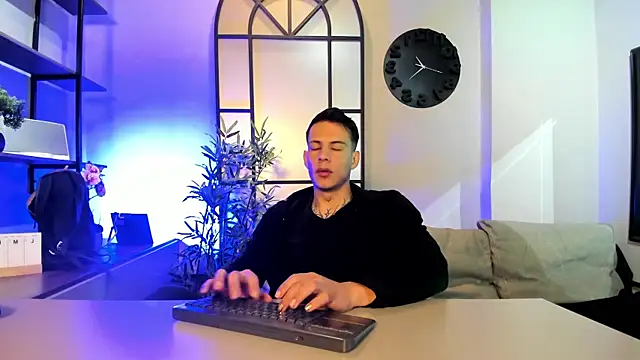 Dustin Sonne online show from April 21, 3:35 am