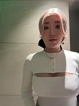 winter11 online show from February 13, 5:36 am