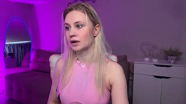Sofia Kenwood online show from April 30, 3:02 am