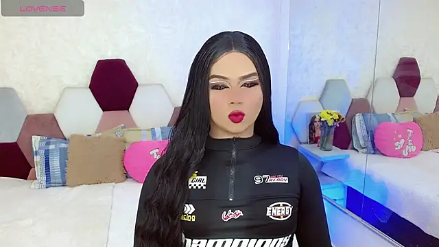 Snapshot of kushina_uzumaki75 chatting on November 6, 3:51 am kushina uzumaki75 online show from November 6, 3:51 am