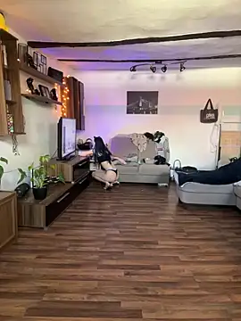 Seductively4 20 online show from November 17, 11:16 am