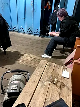 ReginaAndGordon online show from November 7, 2:17 pm