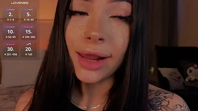 honey     bunny online show from April 22, 10:06 am