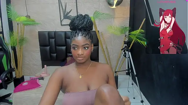 Snapshot of alana_bonny chatting on June 10, 3:55 pm alana bonny online show from June 10, 3:55 pm