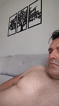 LeoMaduroSP online show from February 14, 3:31 pm