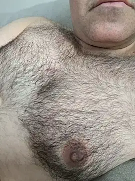Snapshot of LeoMaduroSP chatting on July 6, 2:25 pm LeoMaduroSP online show from July 6, 2:25 pm