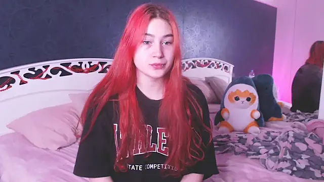 Lili Luuu online show from January 14, 12:55 pm