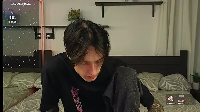 Snapshot of Martin_Jin chatting on October 12, 12:37 pm Martin Jin online show from October 12, 12:37 pm