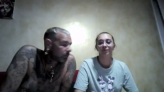 Snapshot of soumisdeblake83 chatting on June 6, 8:02 pm soumisdeblake83 online show from June 6, 8:02 pm