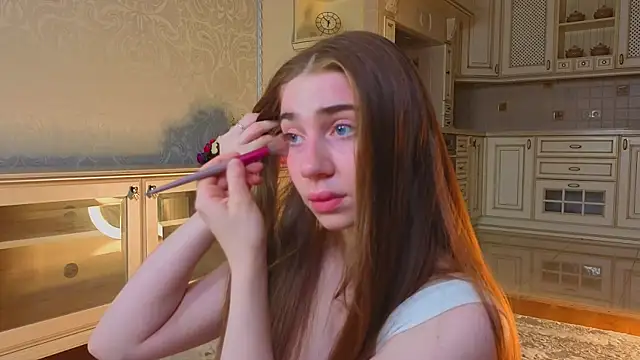 Snapshot of EadlinGillim chatting on September 22, 3:08 am EadlinGillim online show from September 22, 3:08 am