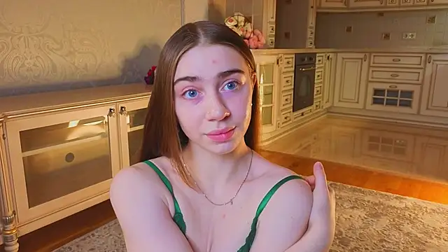 Snapshot of EadlinGillim chatting on October 4, 3:15 am EadlinGillim online show from October 4, 3:15 am