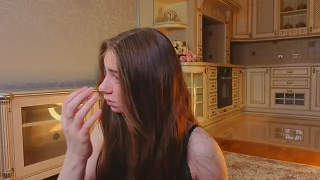 Snapshot of EadlinGillim chatting on October 13, 3:06 am EadlinGillim online show from October 13, 3:06 am