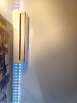 Snapshot of PrettyKittyMia chatting on October 2, 5:53 pm PrettyKittyMia online show from October 2, 5:53 pm