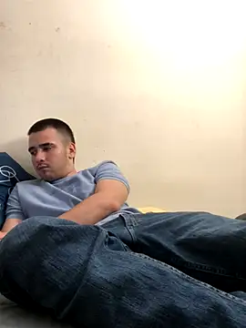 Cesar Augusto online show from October 17, 2:15 am