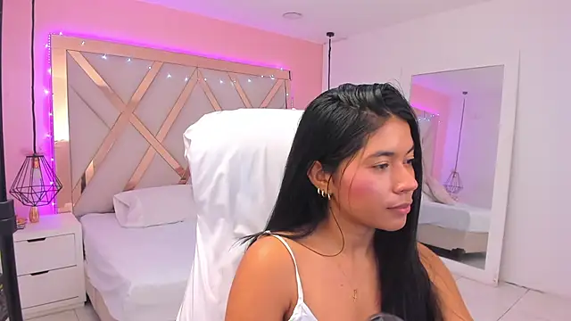 samantaa shy online show from February 3, 6:22 am