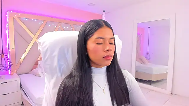 samantaa shy online show from March 4, 10:27 pm