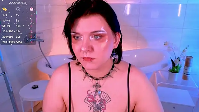 bluelunaray online show from November 21, 11:20 am