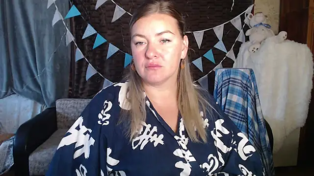 Snapshot of NikaSkylink chatting on September 27, 3:22 am NikaSkylink online show from September 27, 3:22 am