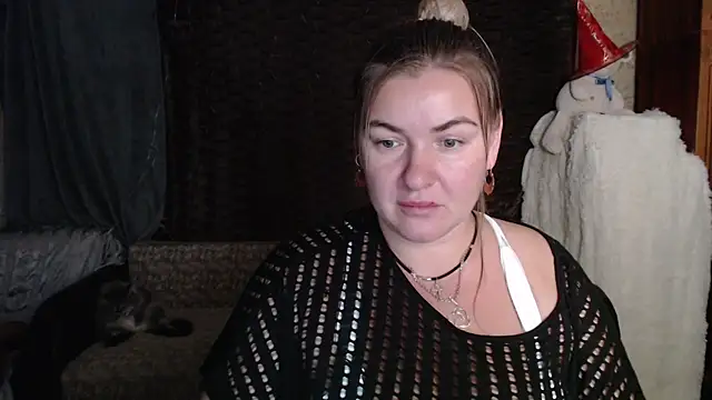 Snapshot of NikaSkylink chatting on November 10, 6:18 pm NikaSkylink online show from November 10, 6:18 pm