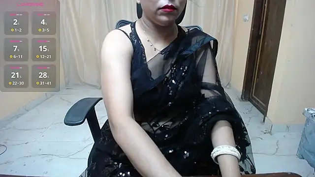Snapshot of Divvya_ chatting on July 24, 6:39 pm Divvya online show from July 24, 6:39 pm