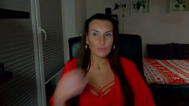 DonnaAmore online show from November 20, 9:25 pm