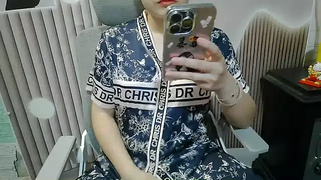 Emachiii online show from September 26, 12:53 pm