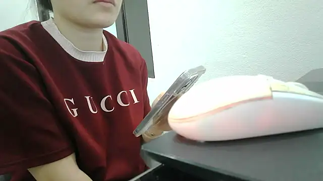 Emachiii online show from April 19, 4:17 pm