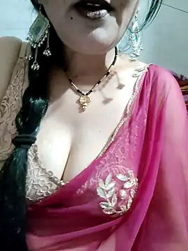 Snapshot of Cuty_siya_143 chatting on October 14, 3:02 pm Cuty siya 143 online show from October 14, 3:02 pm