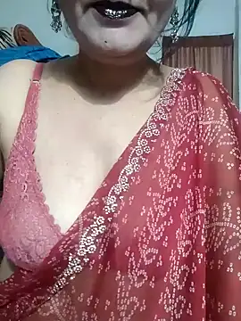 Snapshot of Cuty_siya_143 chatting on January 14, 9:04 am Cuty siya 143 online show from January 14, 9:04 am