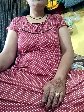 Snapshot of Cuty_siya_143 chatting on February 21, 6:36 am Cuty siya 143 online show from February 21, 6:36 am