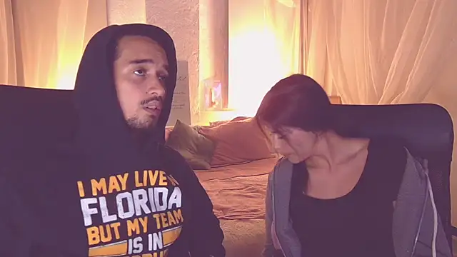 Laila asher online show from November 14, 4:22 am